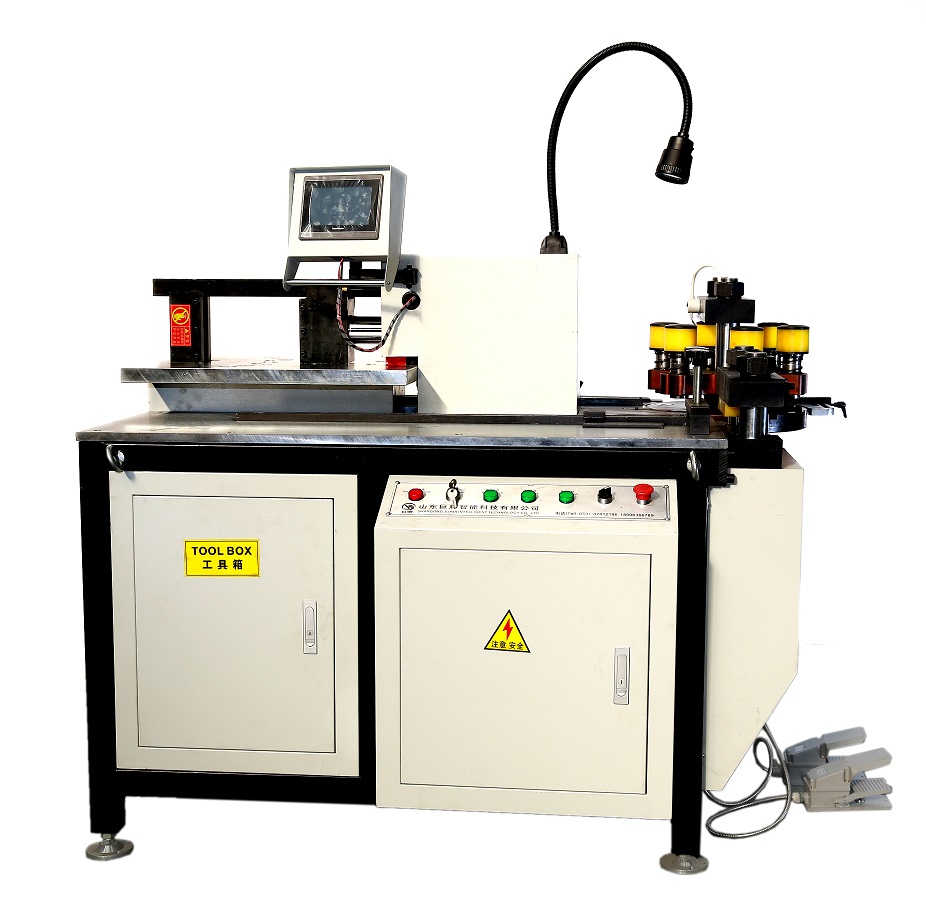 母線加工機選購指南：老師傅總結(jié)的三大經(jīng)驗，讓您少走十年彎路！