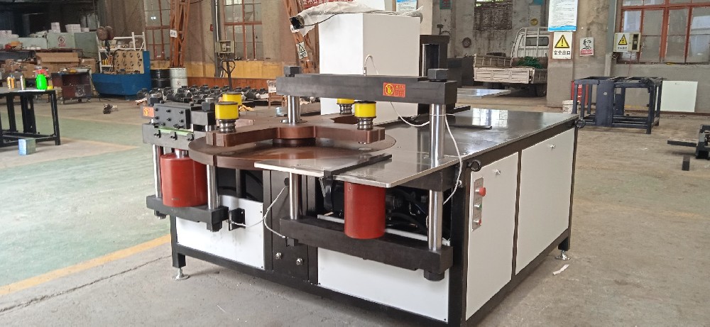 浙江母線加工機選對穩賺！山東巨輝適配本地需求，售后比快遞還快